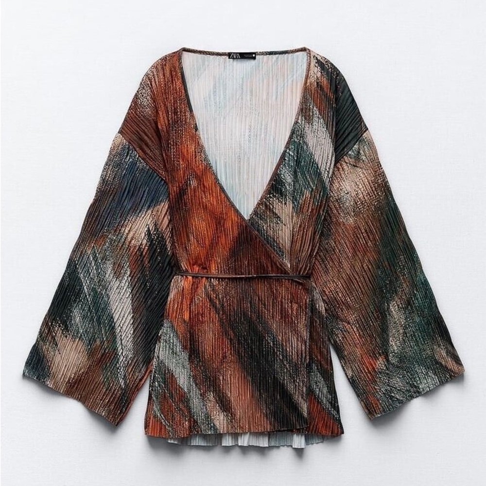 Zara blogger favorite pleated kimono sash belt top